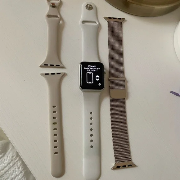 Apple Watch Series 3 with bands - Picture 3 of 4